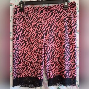 NWOT Sourpuss Be Bop Sailor Pink Zebra Goth Emo Stretch Casual Lace Shorts SZ L
